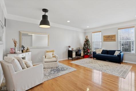 992 Bard Lane Carmel IN 46032