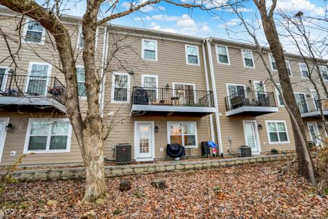 992 Bard Lane Carmel IN 46032