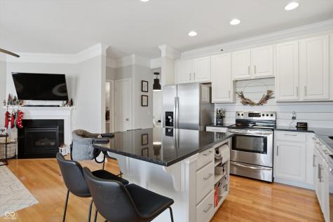 992 Bard Lane Carmel IN 46032