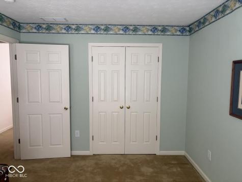 166 Lake View Court Avon IN 46123