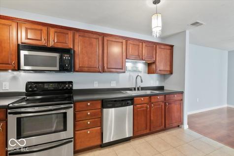 4933 Opal Ridge Lane Indianapolis IN 46237