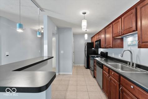 4933 Opal Ridge Lane Indianapolis IN 46237