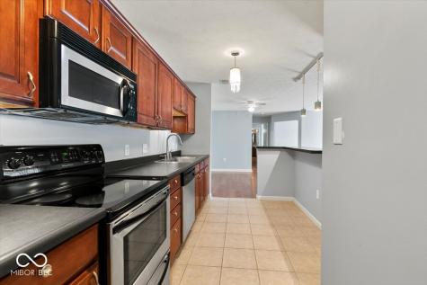 4933 Opal Ridge Lane Indianapolis IN 46237
