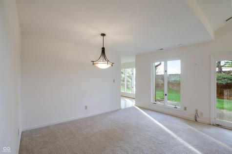 1671 Cloister Drive Indianapolis IN 46260