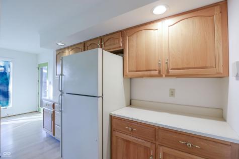 1671 Cloister Drive Indianapolis IN 46260
