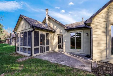 1671 Cloister Drive Indianapolis IN 46260