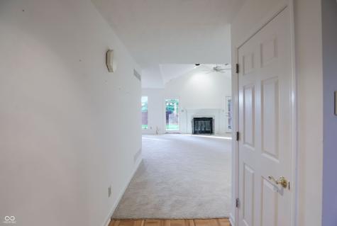 1671 Cloister Drive Indianapolis IN 46260