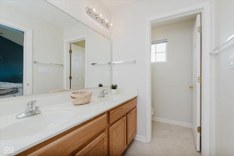 5712 Polk Drive Noblesville IN 46062