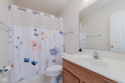 5712 Polk Drive Noblesville IN 46062