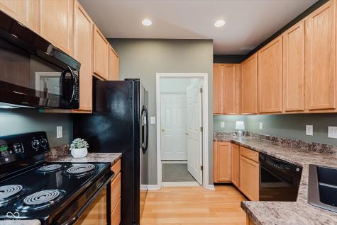 5712 Polk Drive Noblesville IN 46062