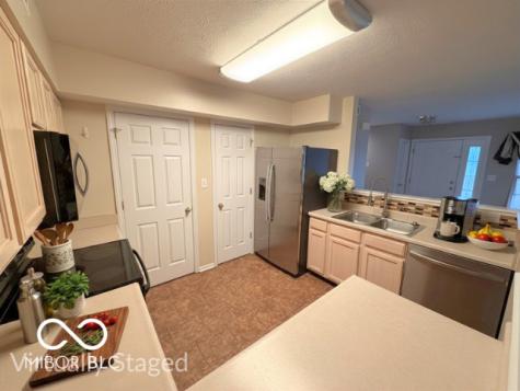 5447 Kelvington Lane Indianapolis IN 46254