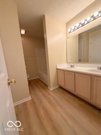 5447 Kelvington Lane Indianapolis IN 46254