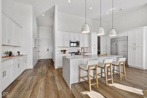 1155 S Rangeline Road Carmel IN 46032