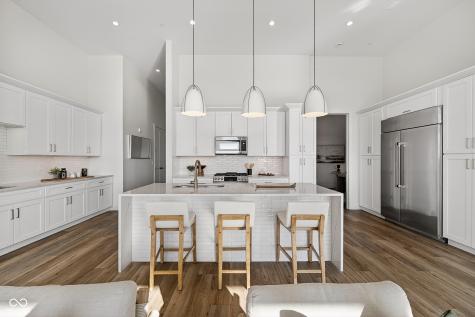 1155 S Rangeline Road Carmel IN 46032