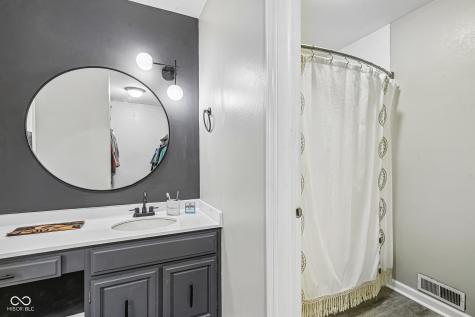 2222 Rome Drive Indianapolis IN 46228
