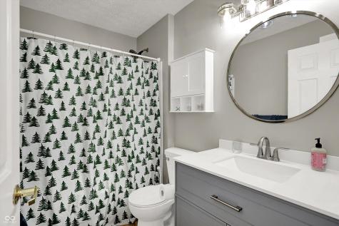6510 Jade Stream Court Indianapolis IN 46237