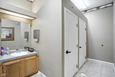 6510 Jade Stream Court Indianapolis IN 46237