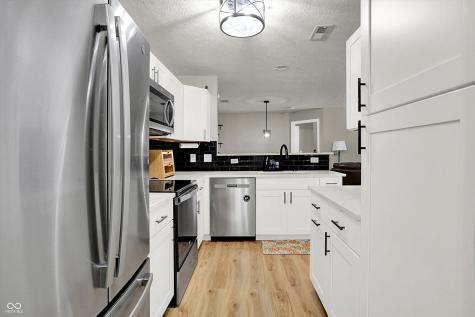 6510 Jade Stream Court Indianapolis IN 46237