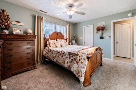 5834 Cross Bridge Circle Plainfield IN 46168