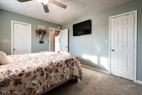 5834 Cross Bridge Circle Plainfield IN 46168