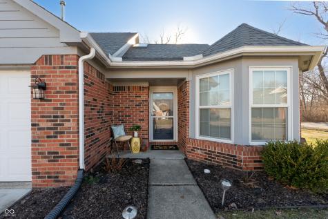 5834 Cross Bridge Circle Plainfield IN 46168