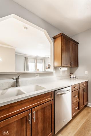 1344 Shadow Ridge Road Indianapolis IN 46280