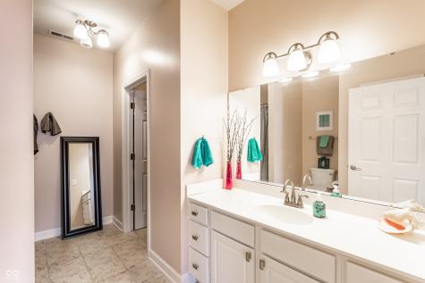 1344 Shadow Ridge Road Indianapolis IN 46280