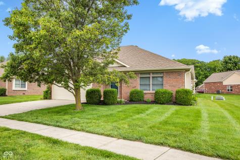5750 Kensington Way N Plainfield IN 46168