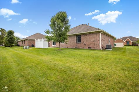 5750 Kensington Way N Plainfield IN 46168