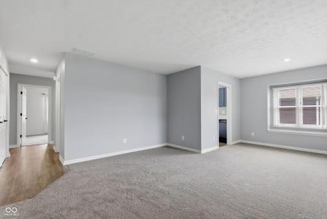 5750 Kensington Way N Plainfield IN 46168