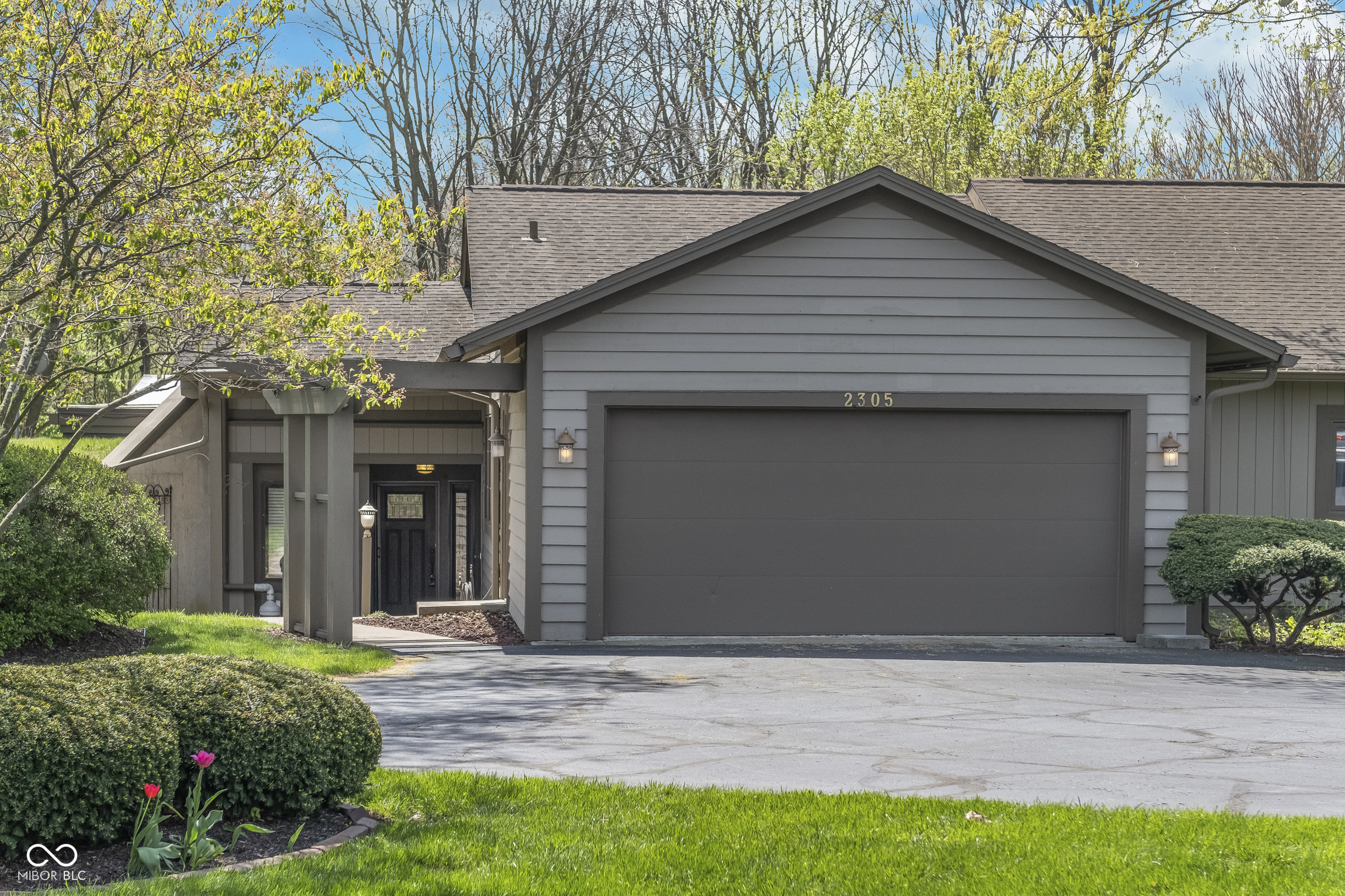 2305 Van Ness Place Indianapolis IN 46240