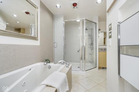 2305 Van Ness Place Indianapolis IN 46240