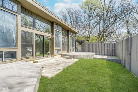 2305 Van Ness Place Indianapolis IN 46240