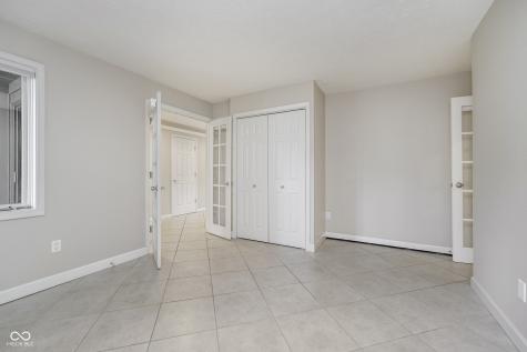 2305 Van Ness Place Indianapolis IN 46240