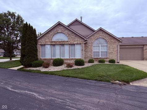 2314 Steeple Chase Shelbyville IN 46176