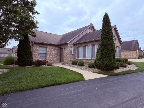 2314 Steeple Chase Shelbyville IN 46176