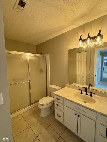 8720 Yardley Court Indianapolis IN 46268