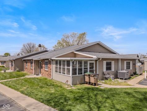 2930 Abounding Drive Columbus IN 47201