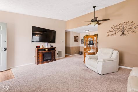 2930 Abounding Drive Columbus IN 47201