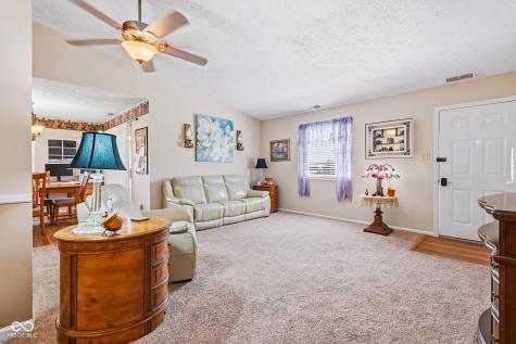 2930 Abounding Drive Columbus IN 47201
