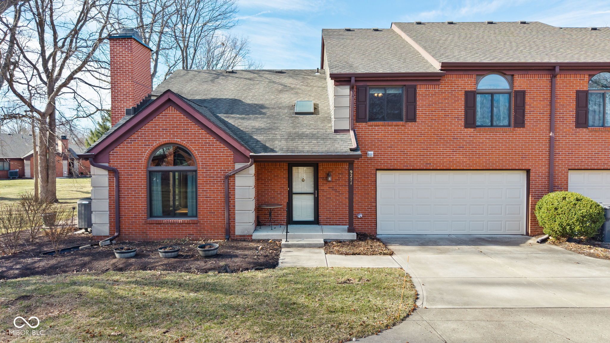 9271 Golden Leaf Way Indianapolis IN 46260