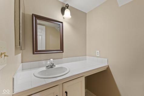 9271 Golden Leaf Way Indianapolis IN 46260