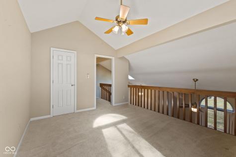 9271 Golden Leaf Way Indianapolis IN 46260