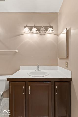 9271 Golden Leaf Way Indianapolis IN 46260