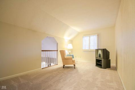 1989 Oldfields Circle S Indianapolis IN 46228
