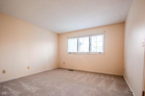 1989 Oldfields Circle S Indianapolis IN 46228