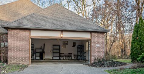1989 Oldfields Circle S Indianapolis IN 46228