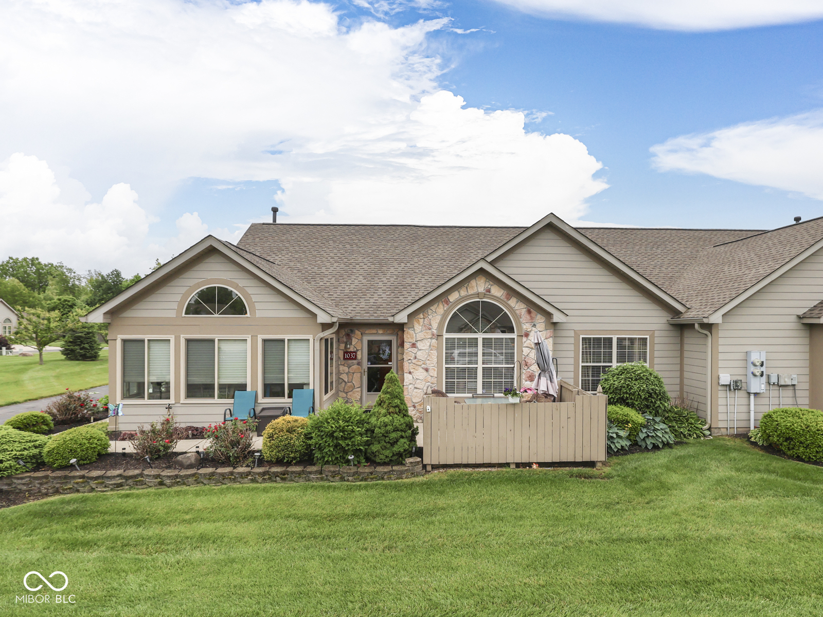 1037 Laurelwood Lane Greenwood IN 46142