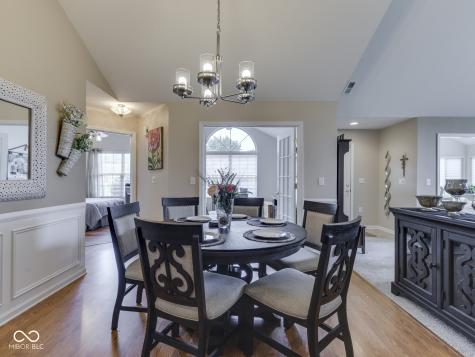 1037 Laurelwood Lane Greenwood IN 46142