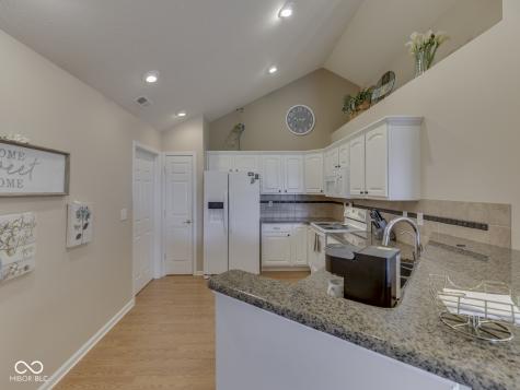 1037 Laurelwood Lane Greenwood IN 46142
